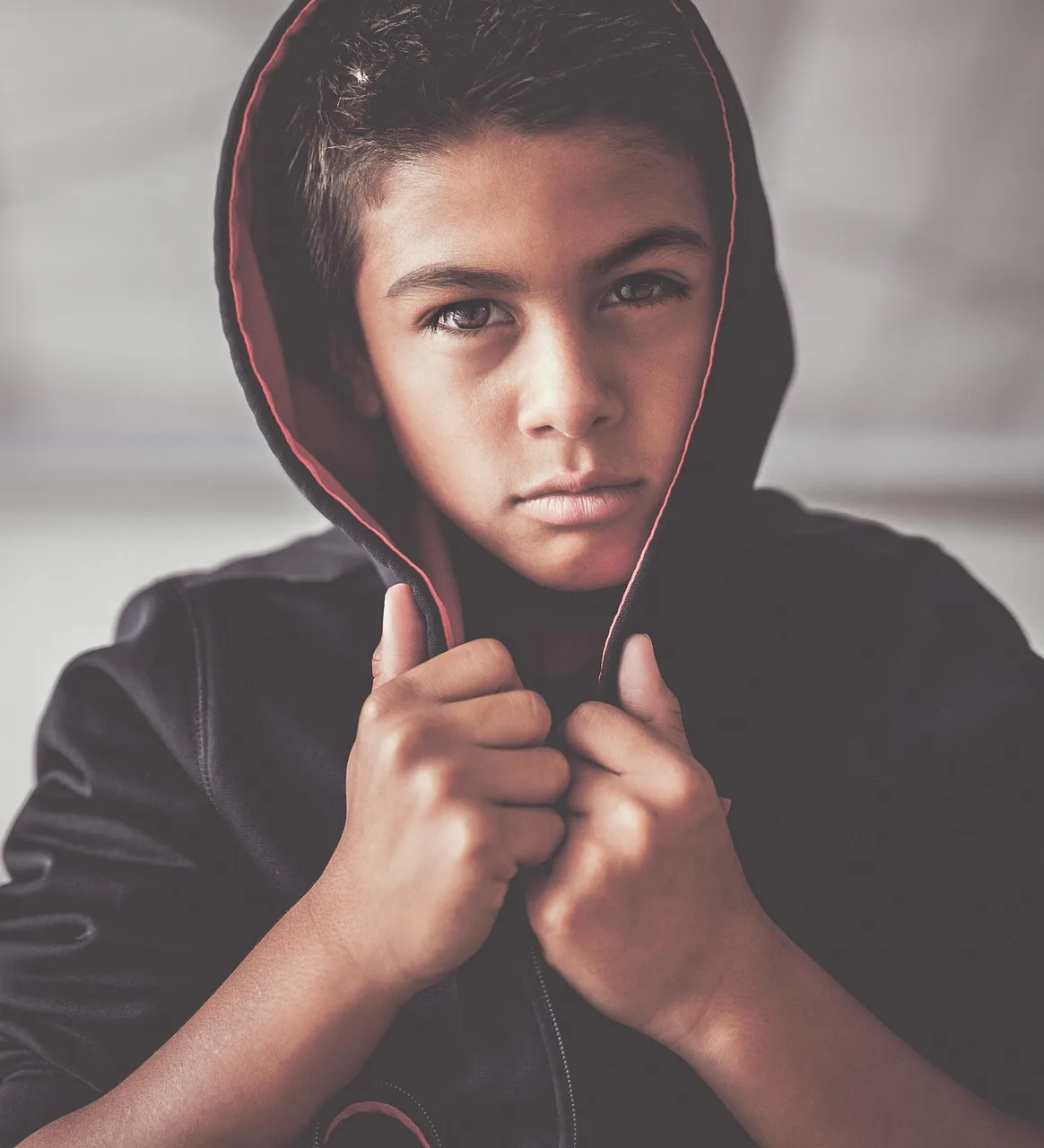 ragazzo, moda, modello, persona, ritratto, fresco, adolescente, giacca, felpa con cappuccio, giovane ragazzo, modellazione, posa, in posa, ragazzo, ragazzo, adolescente, adolescente, adolescente, adolescente, adolescente